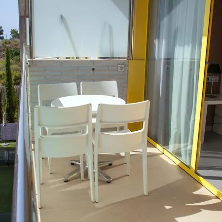 4 Appartement *