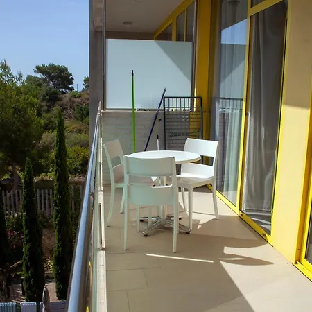 4 Appartement *