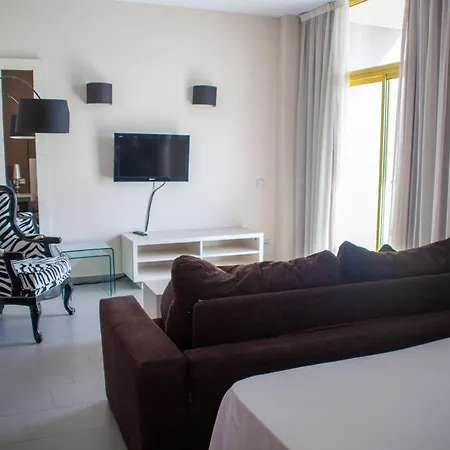4 * Salou